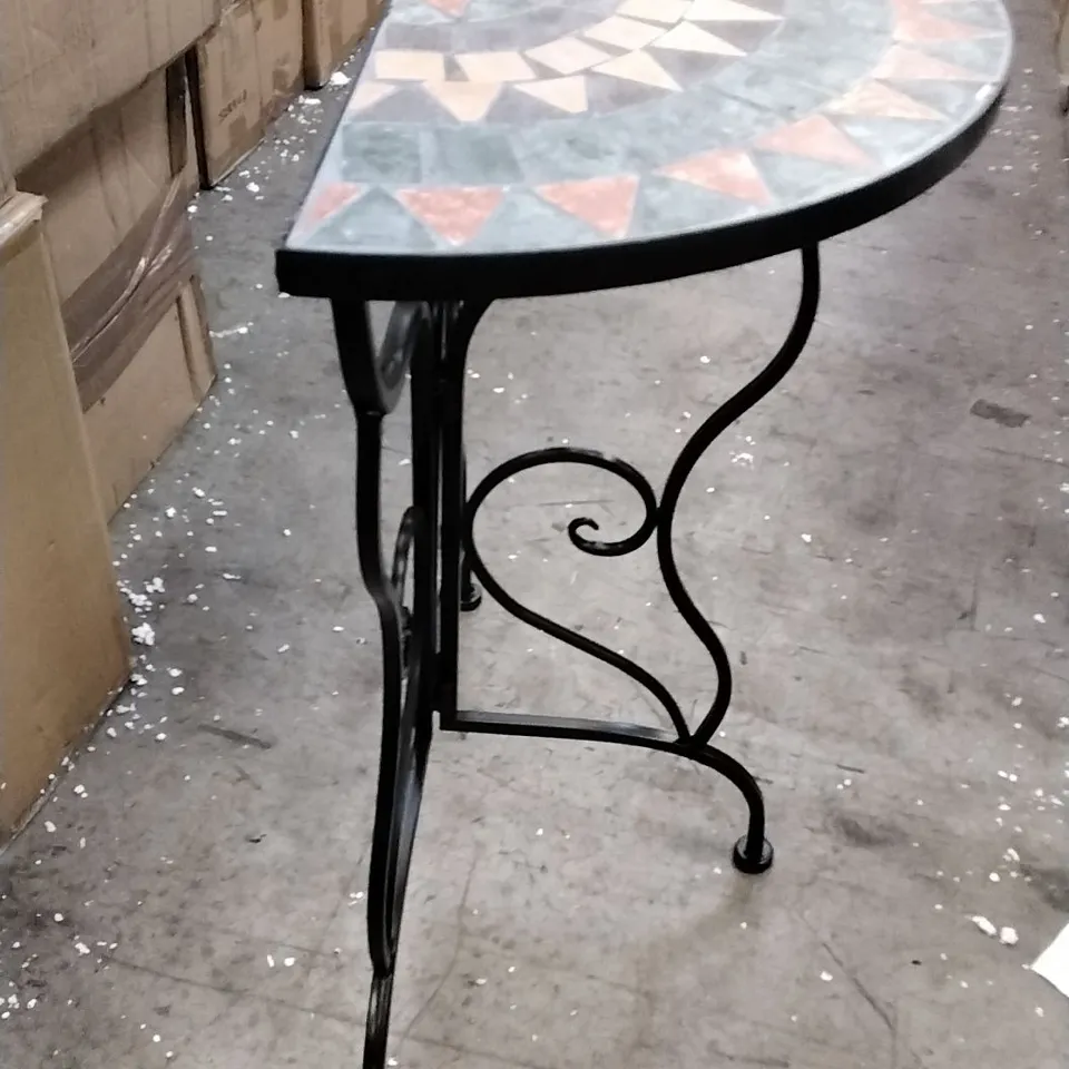 HALF TABLE PLANT STAND