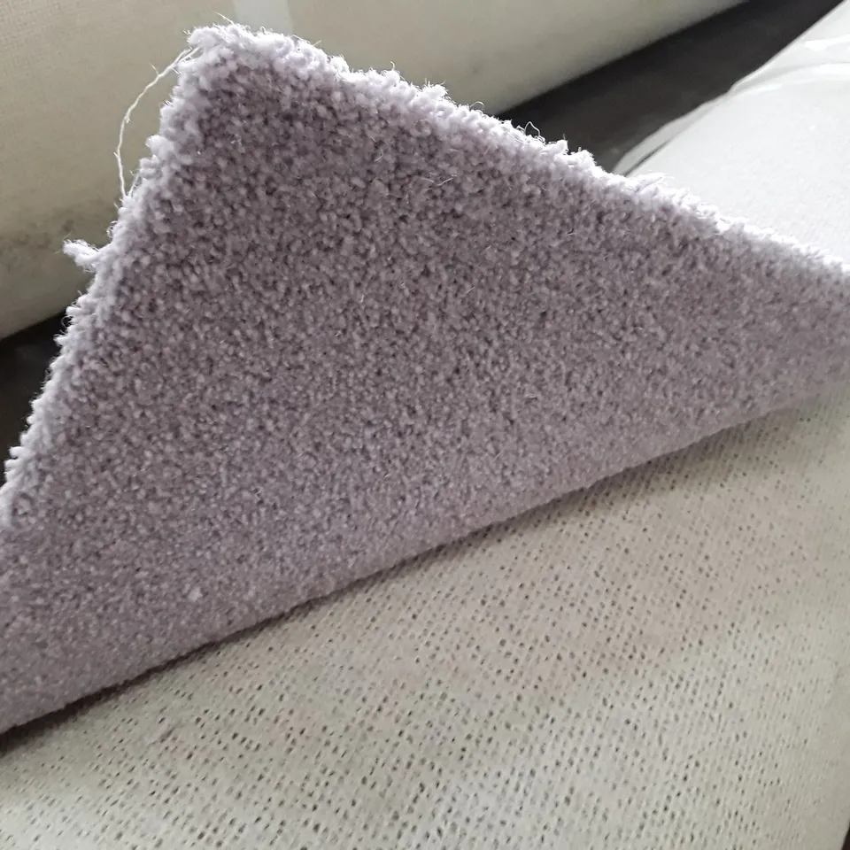 ROLL OF QUALITY F/WORCS SINTON SEASHELL CARPET APPROXIMATELY 4.50×4M