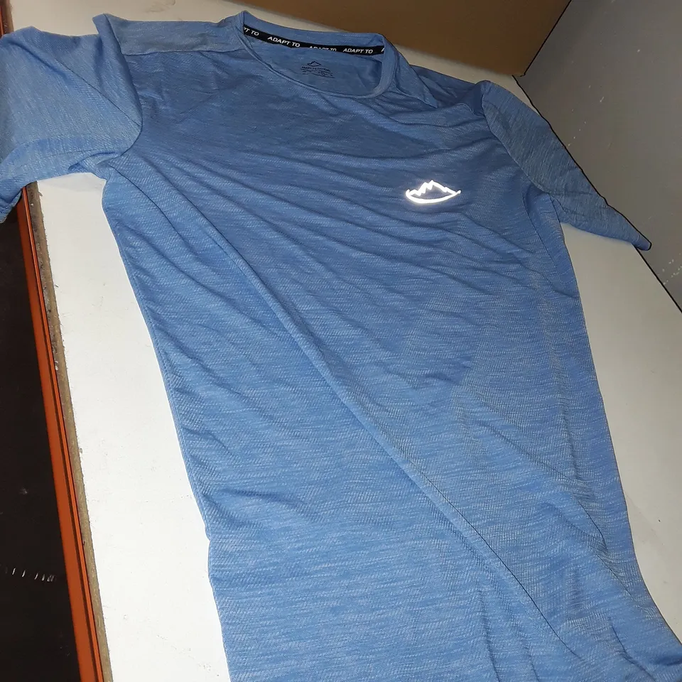 SKY BLUE GYM TRAINING TOP LARGE 