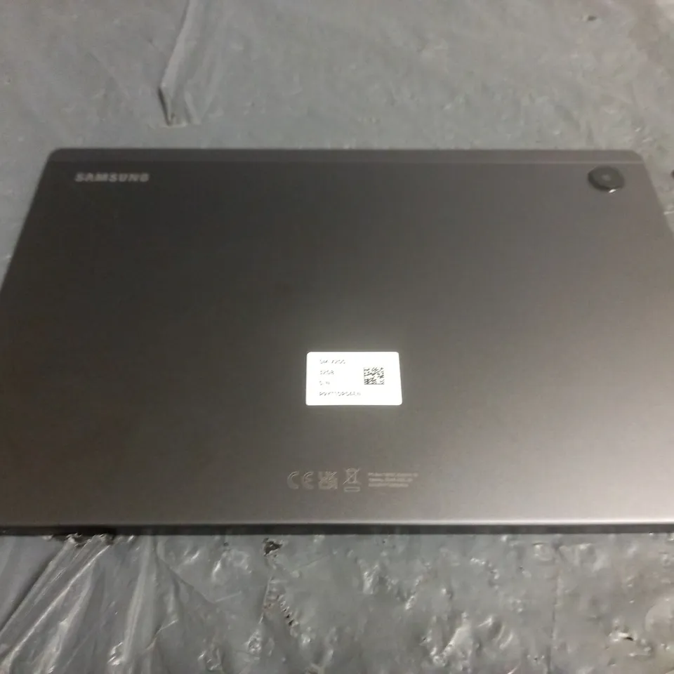 UNBOXED SAMSUNG SM-X200 32GB TABLET 