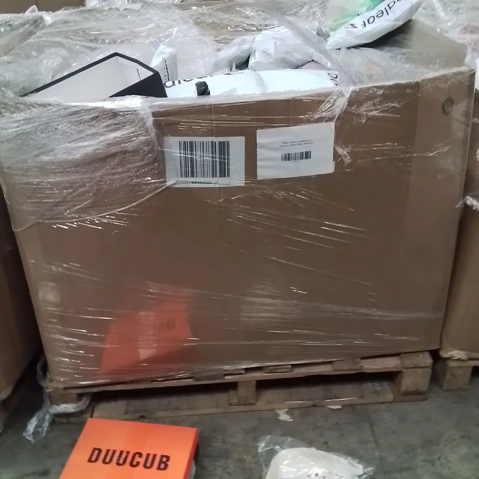 PALLET OF MEN'S AND WOMEN'S CLOTHING TO INCLUDE;CAP,SHOES,BRA