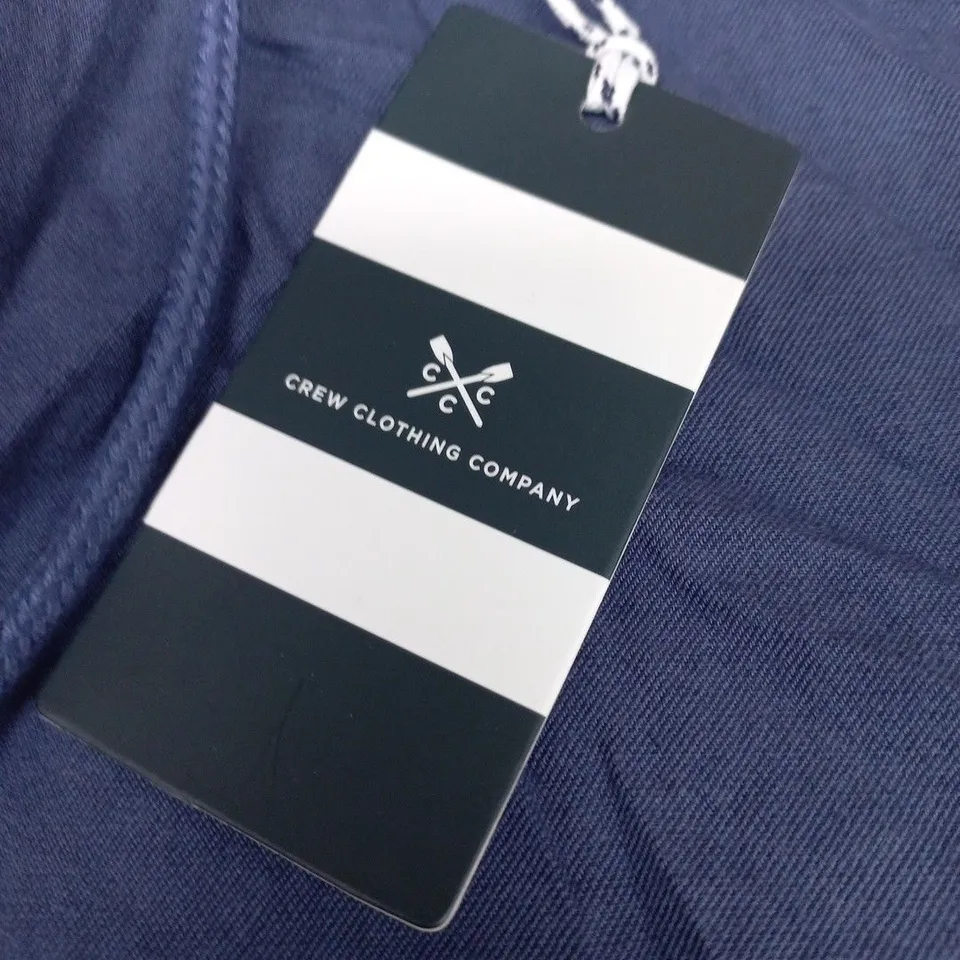 CREW CLOTHING COMPANY NAVY SHORTS – MEN'S, UK SIZE 36