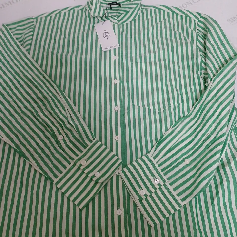 STRADIVARIUS STRIPE WHITE & GREEN SHIRT - SMALL