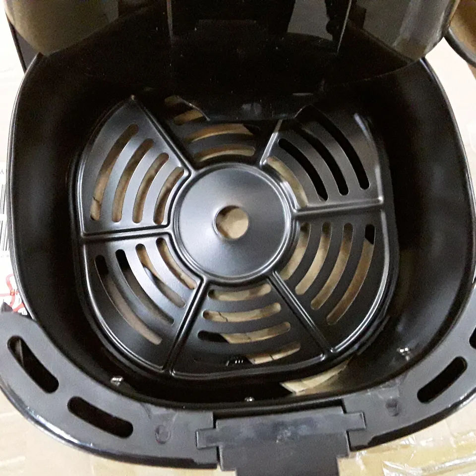 BOXED ATRAVESAR ZNC261EA-K AIR FRYER