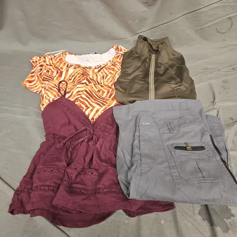 BOX OF APPROXIMATELY 20 ASSORTED CLOTHING ITEMS TO INCLUDE TOPS, SHORTS, BAG, ETC