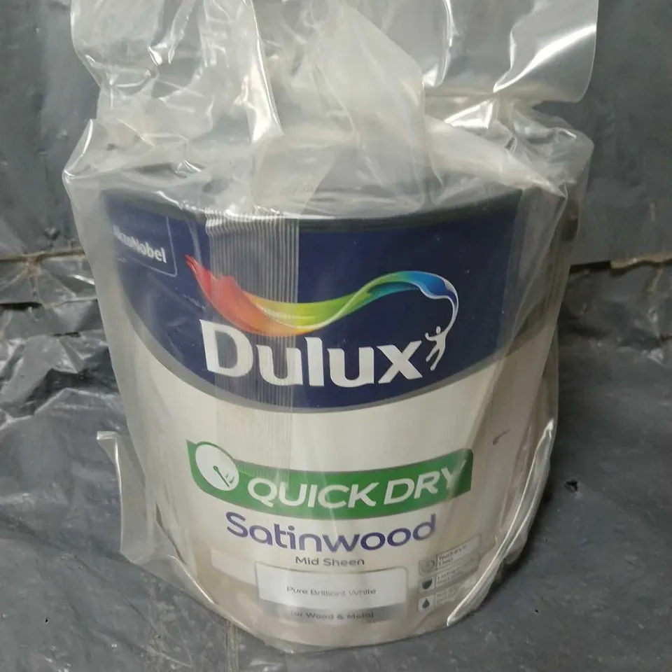 DULUX QUICK DRY SATINWOOD MIDE SHEEN PURE BRILLIANT WHITE (2.5L) - COLLECTION ONLY