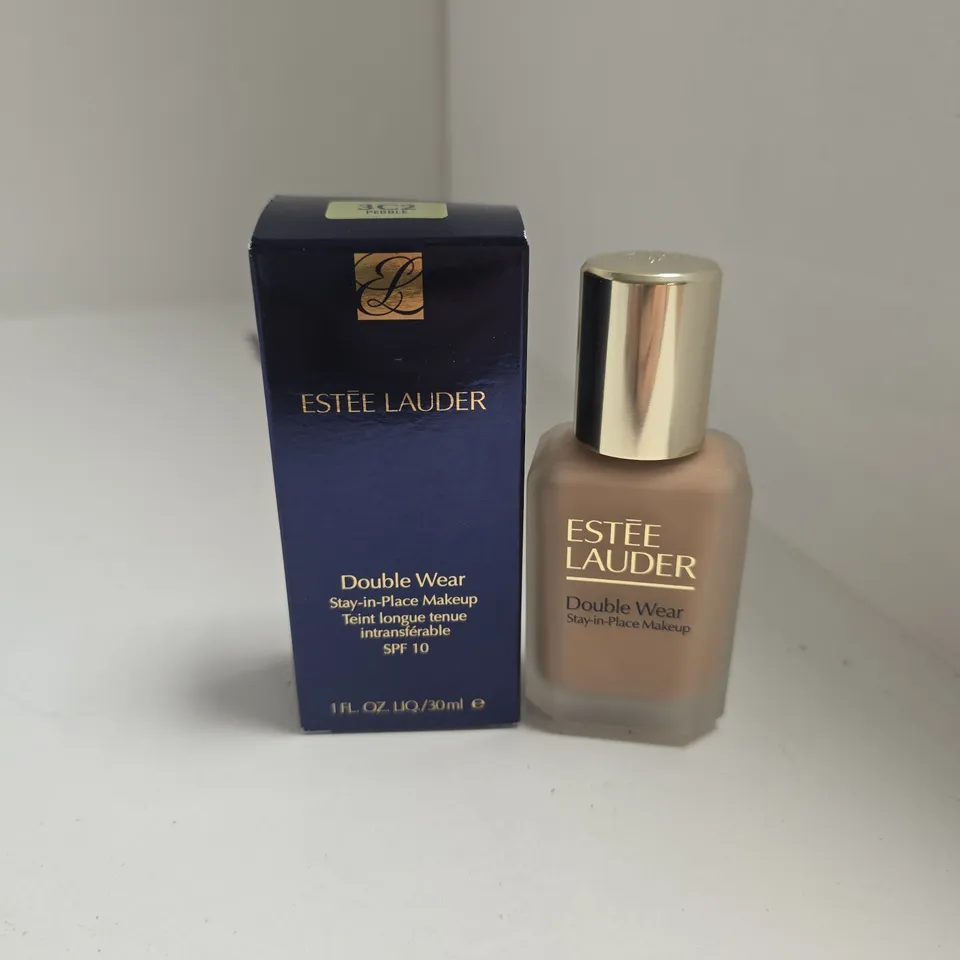 BOXED ESTÉE LAUDER DOUBLE WEAR STAY-IN-PLACE MAKEUP SPF 10 – 3C2 PEBBLE (30ML)