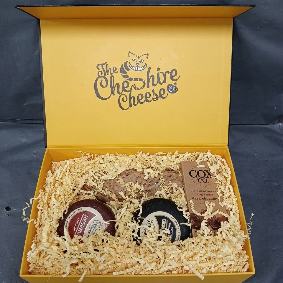 BOXED THE CHESHIRE CHEESE COMPANY FOOD SELECTION 