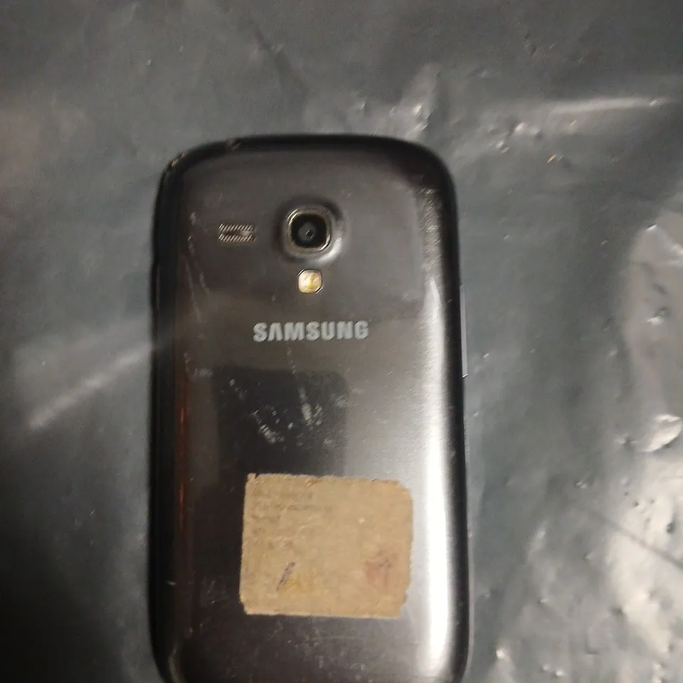 SAMSUNG GALAXY PHONE – BLACK - MODEL UNSPECIFIED 