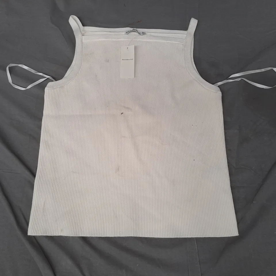 ABERCROMBIE & FITCH TANK TOP IN CREAM SIZE XL