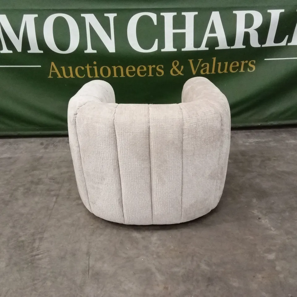 QUALITY DESIGNER FABRIC 360° SWIVEL ARMCHAIR