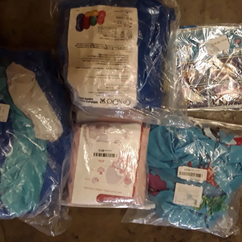 PALLET CONTAINING AN ASSORTMENT OF INFLATABLE  ITEMS TO INCLUDE POOL NETS, CHAIRS, ARM BAND AND SPACE HOPPERS ECT