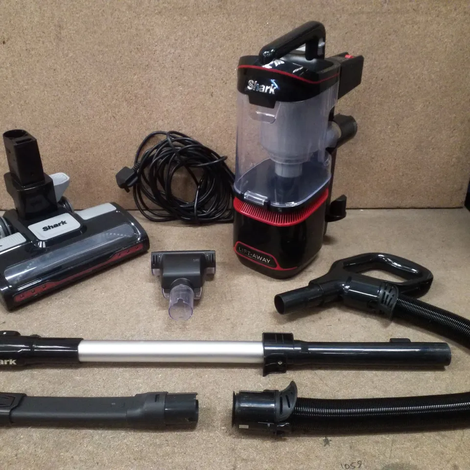 BOXED SHARK CLASSIC UPRIGHT PET VACUUM