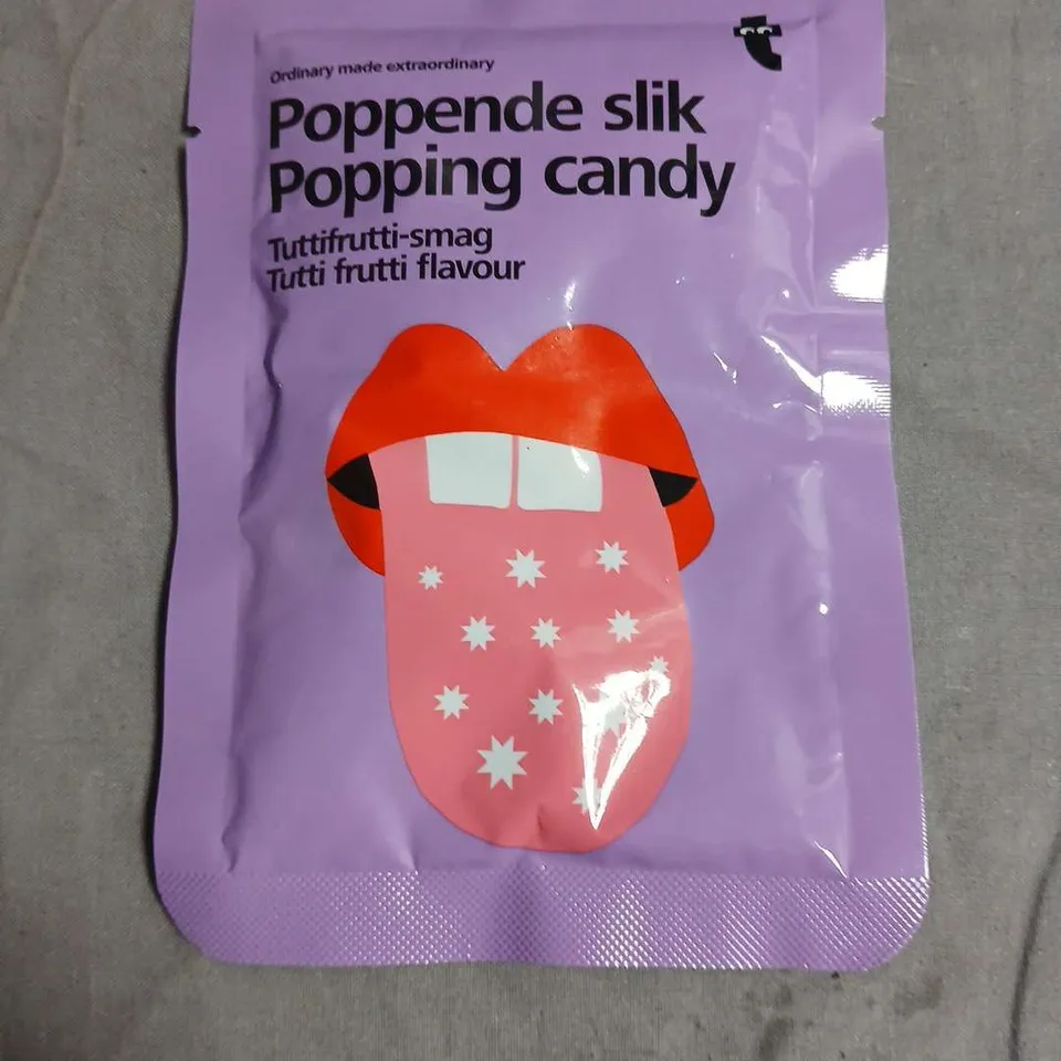 APPROXIMATELY 10 ASSORTED FOOD ITEMS INCLUDING  CADBURY DAIRY MILK ONE OF A KIND BAR, HUEL STRAWBERRY & CREAM BOTTLE, POPPING CANDY