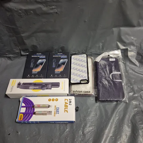 APPROX 20 ASSORTED PHONE ACCESSORIES TO INCLUDE CASES, SCREEN PROTECTORS, CHARGERS, ETC 