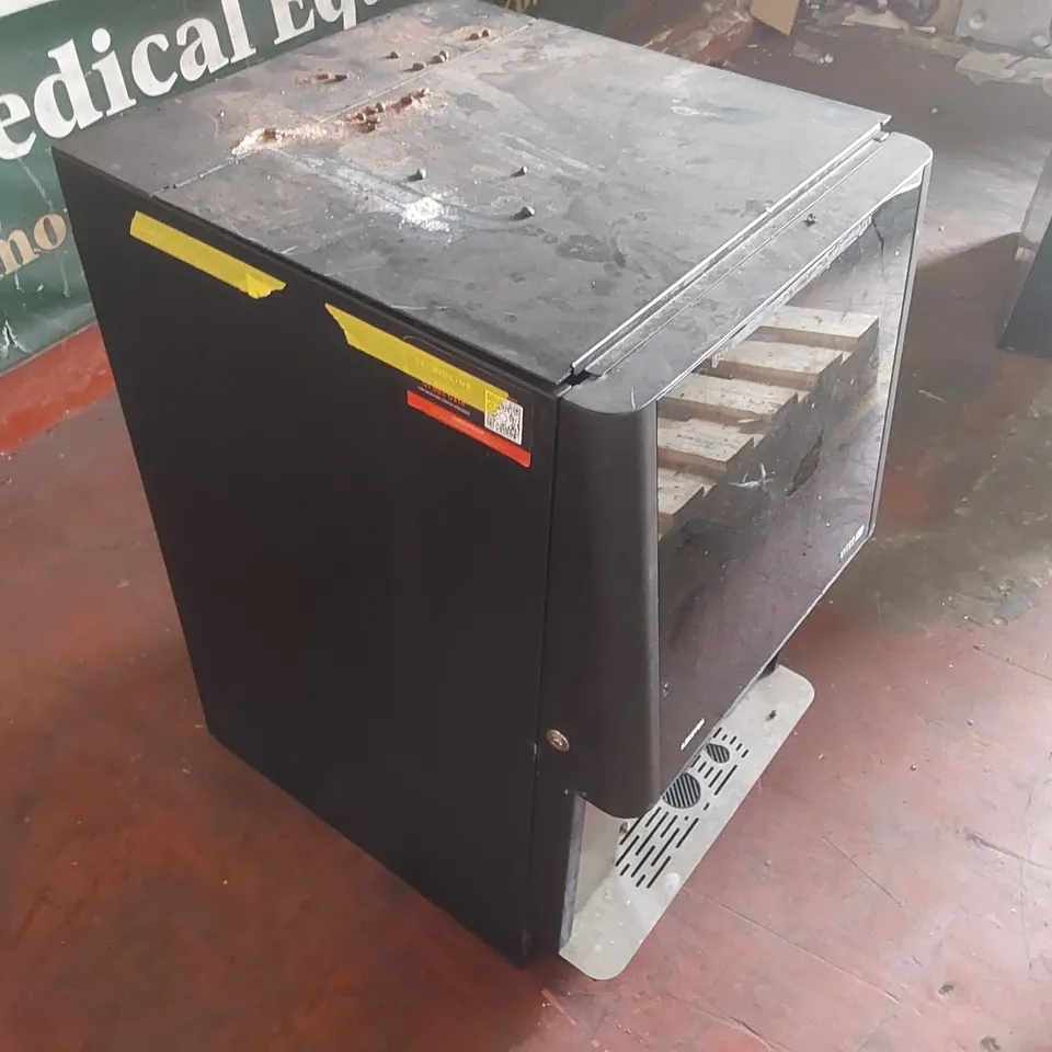 AZKOYEN VITRO S5 COMMERCIAL COFFEE MACHINE 