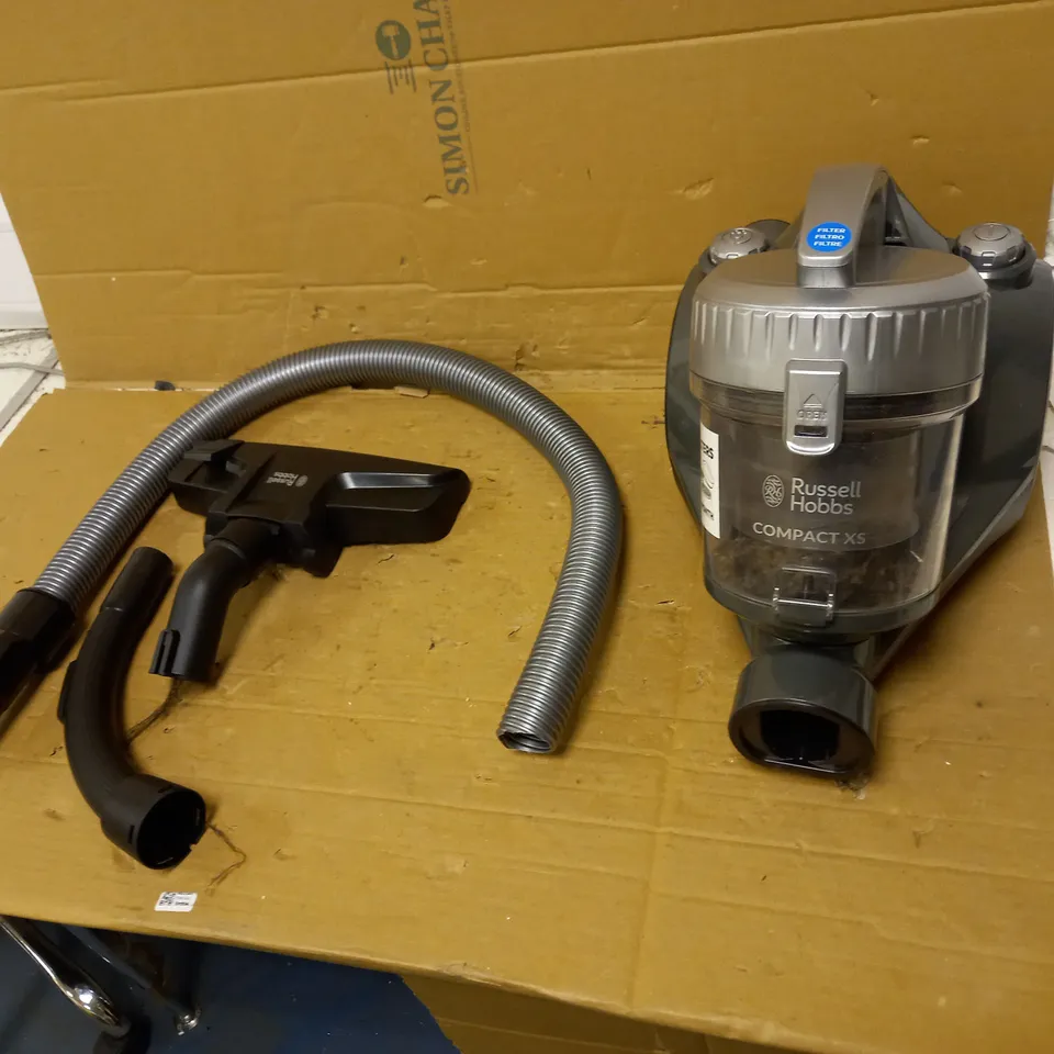 RUSSELL HOBBS COMPACT XS CYLINDER VACUUM