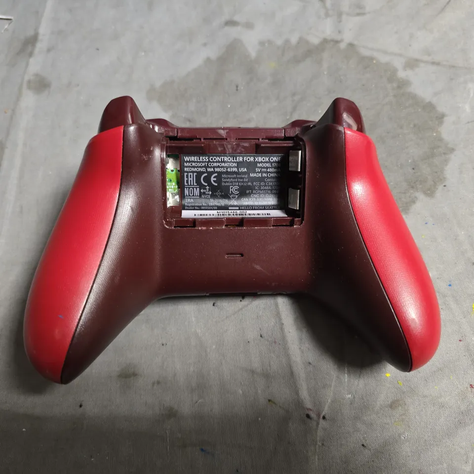 MICROSOFT XBOX ONE WIRELESS CONTROLLER – RED
