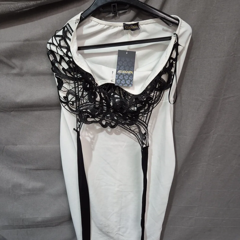 AVANAPA White Sleeveless Top with Black Lace Overlay – UK 14
