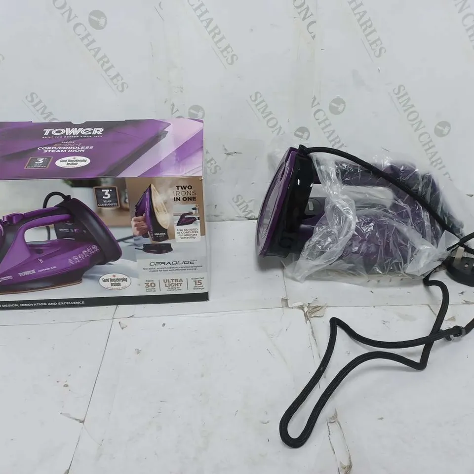 BOXED TOWER 2-IN-1 CORD/CORDLESS STEAM IRON 