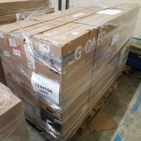 PALLET CONTAINING 4 DAMAGED TVS