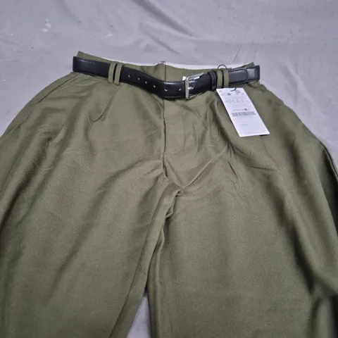 STRADIVARIUS KHAKI SMART TROUSERS WITH BELT - EUR 40