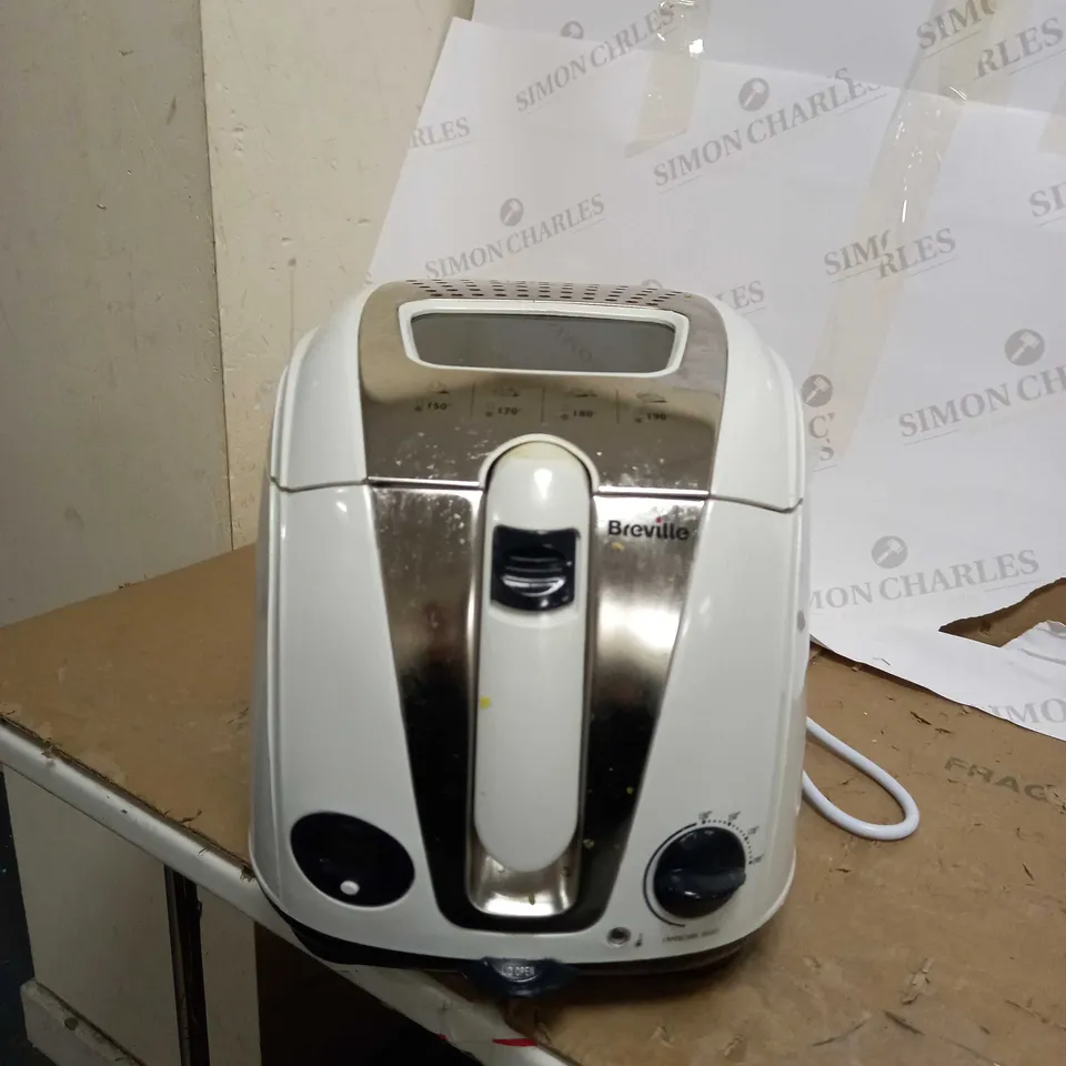 BREVILLE DIGITAL FRYER 