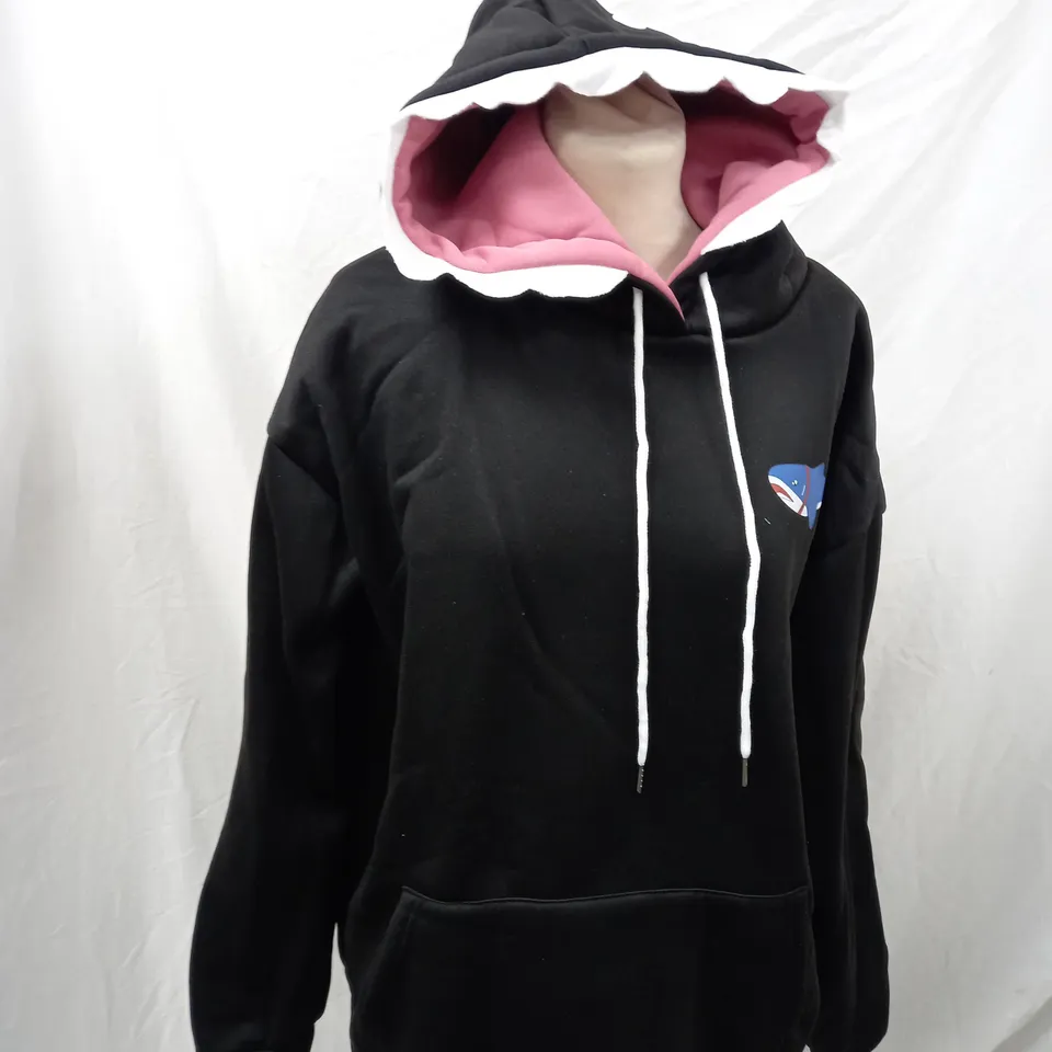 BLACK HOODED SHARK HEAD HOODIE WITH FLUFFY INSULATION ON INSIDE