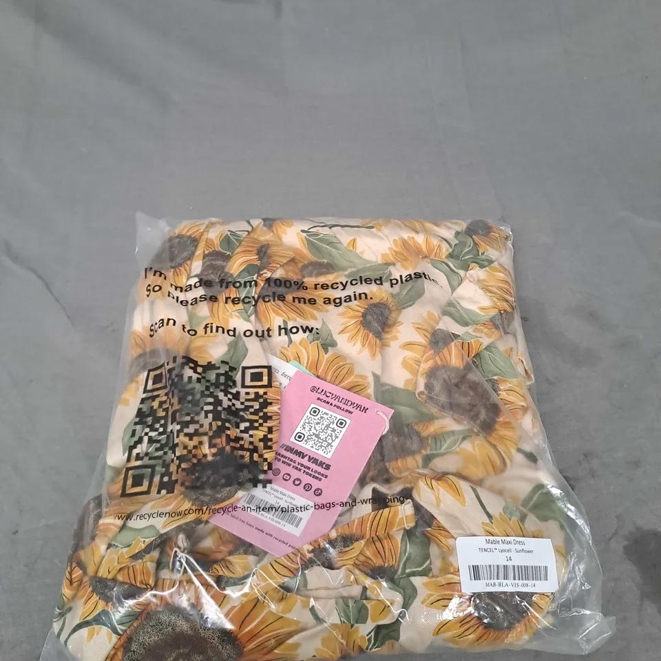 BAGGED LUCY AND YAK MABLE MAXI DRESS SIZE 14