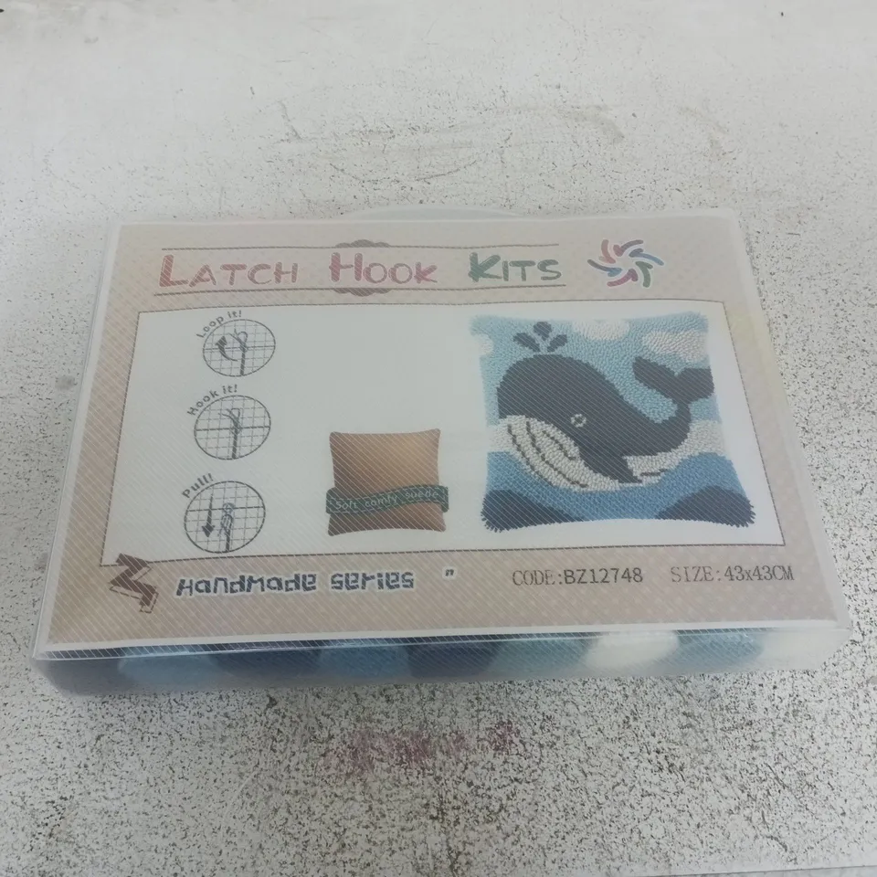 LATCH HOOK KIT – WHALE DESIGN, 43X43 CM (BOXED, SEALED)