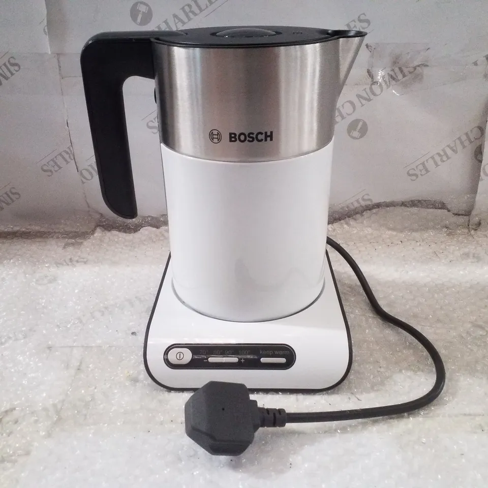 BOXED BOSCH STYLINE 3000W MAX 1.5L KETTLE - WHITE