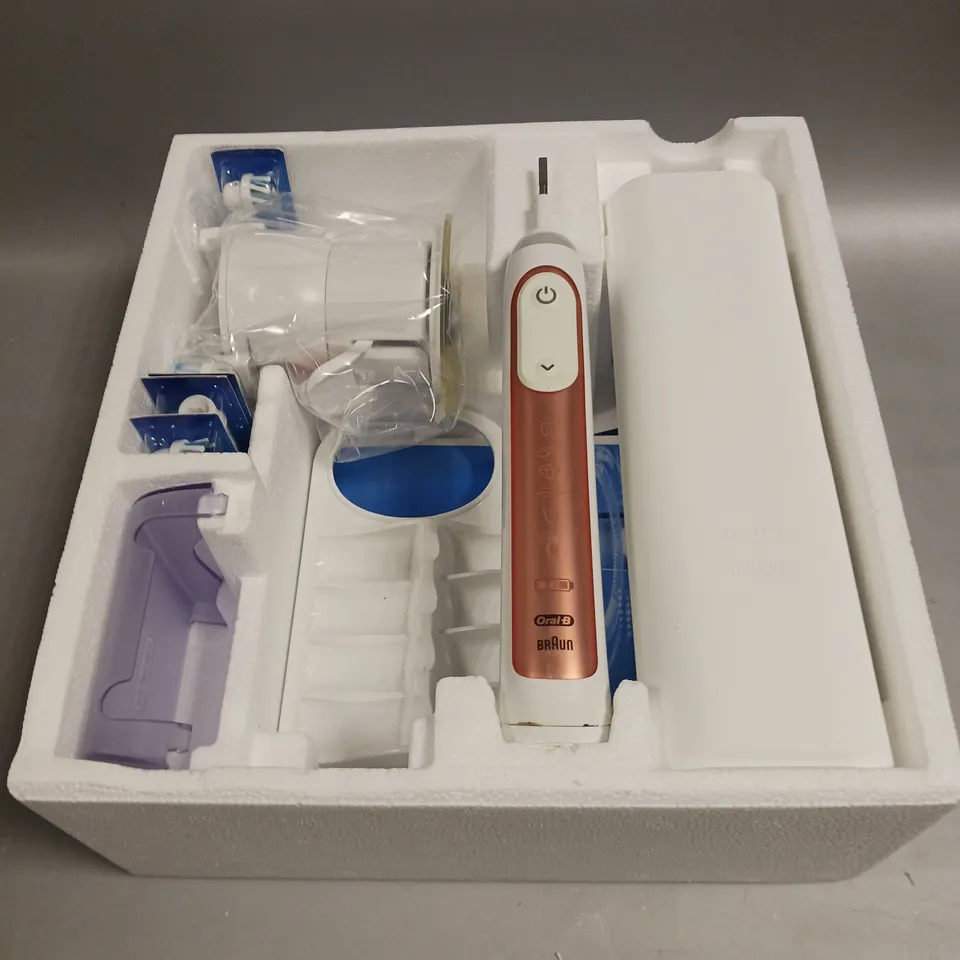 BOXED ORAL-B GENIUS 9900 SERIES BLUETOOTH ENABLED ELECTRIC TOOTHBRUSH 