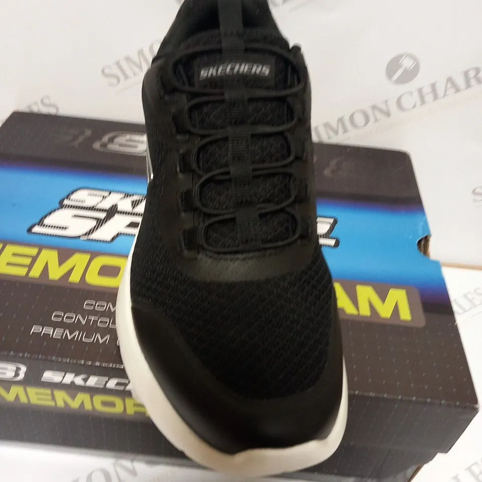 BOXED PAIR OF SKECHERS MEMORY FOAM WHITE TRAINERS - SIZE 8