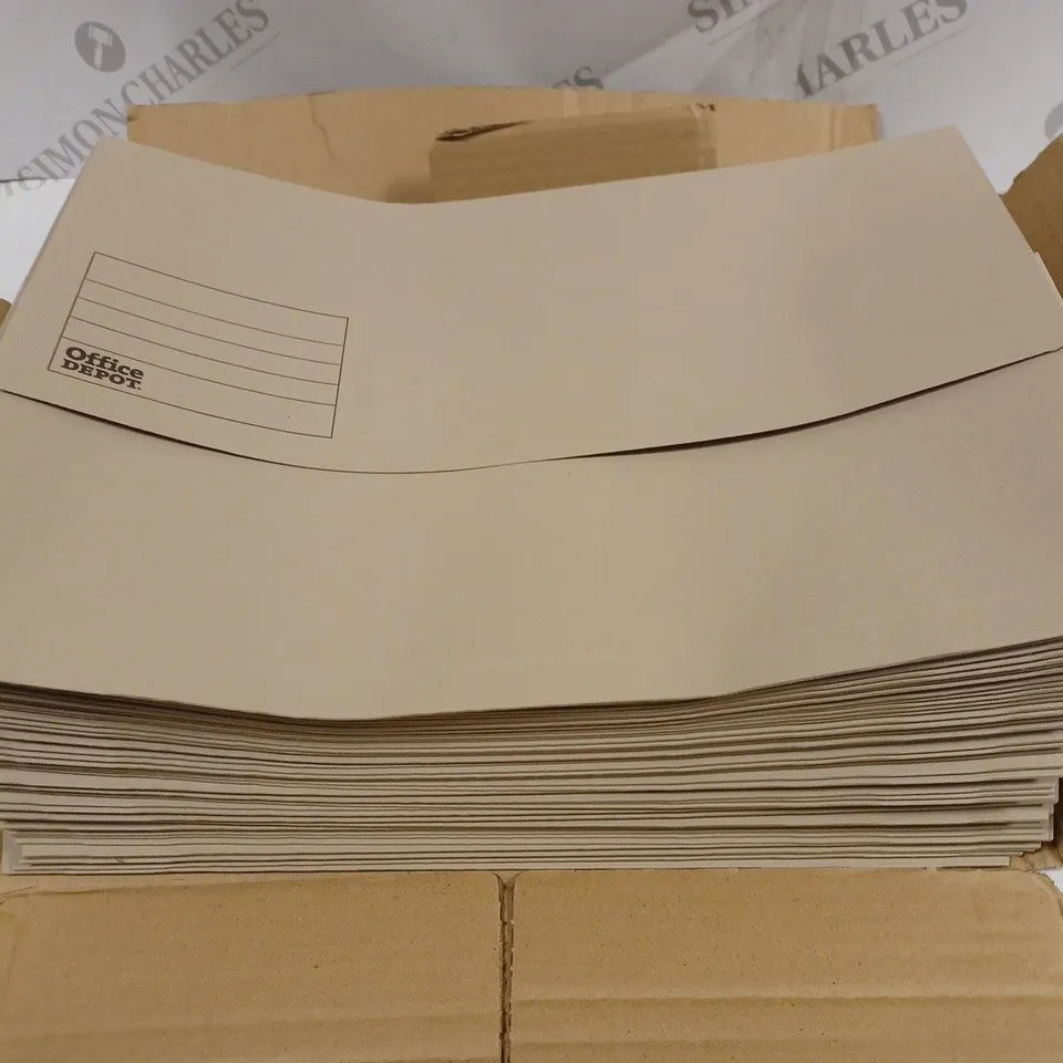 LOT OF OFFICE DEPOT DOCUMENT FOLDERS