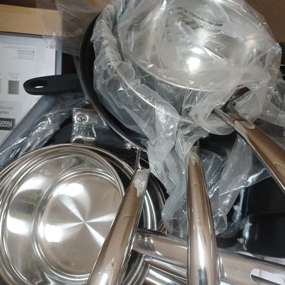 BOX OF APPROXIMATELY 15 ASSORTED HOUSEHOLD ITEMS TO INCLUDE PHOTO FRAMES, SMALL PEDAL BIN, ETC - COLLECTION ONLY