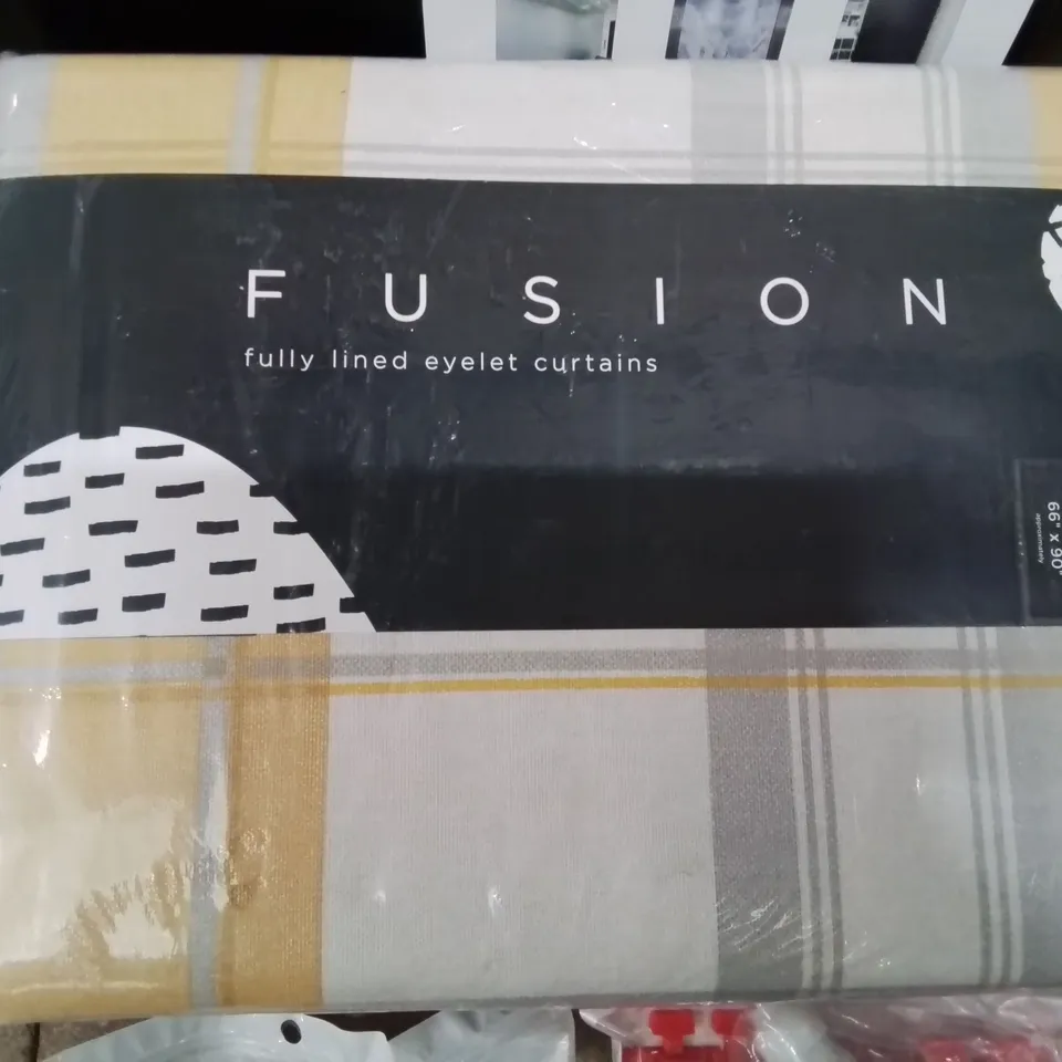 APPROXIMATELY 9 BRAND NEW BOXED ITEMS.