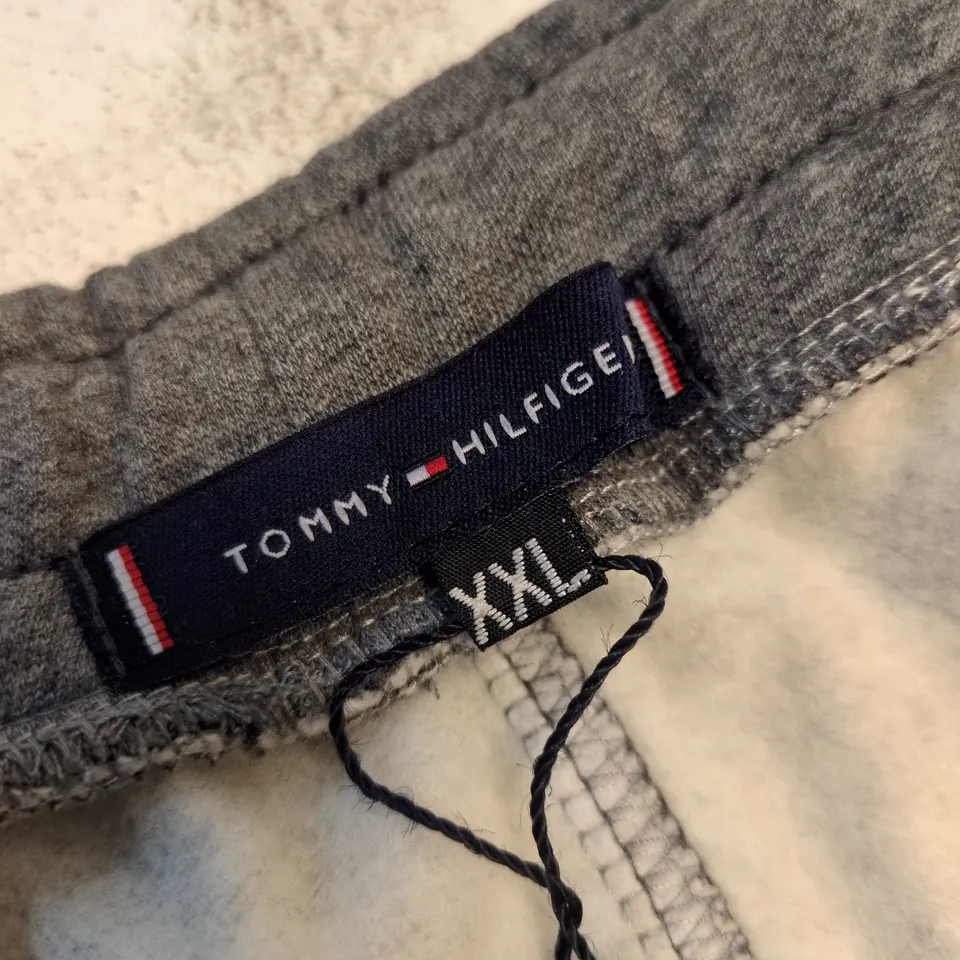 TOMMY HILFIGER MENS JOGGERS – GREY, EMBROIDERED LOGO, XXL