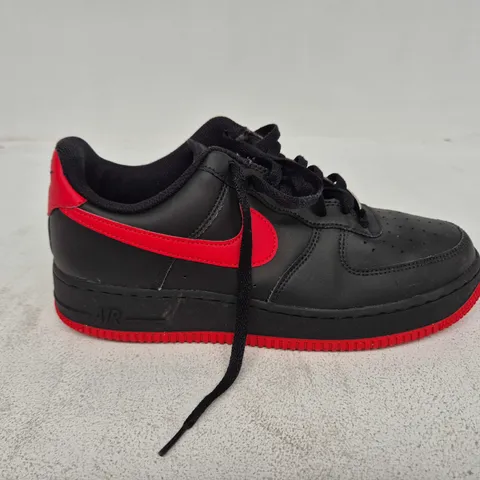 UNBOXED PAIR OF NIKE AIR FORCE 1 '07 LV8 IN BLACK/RED - UK 8.5
