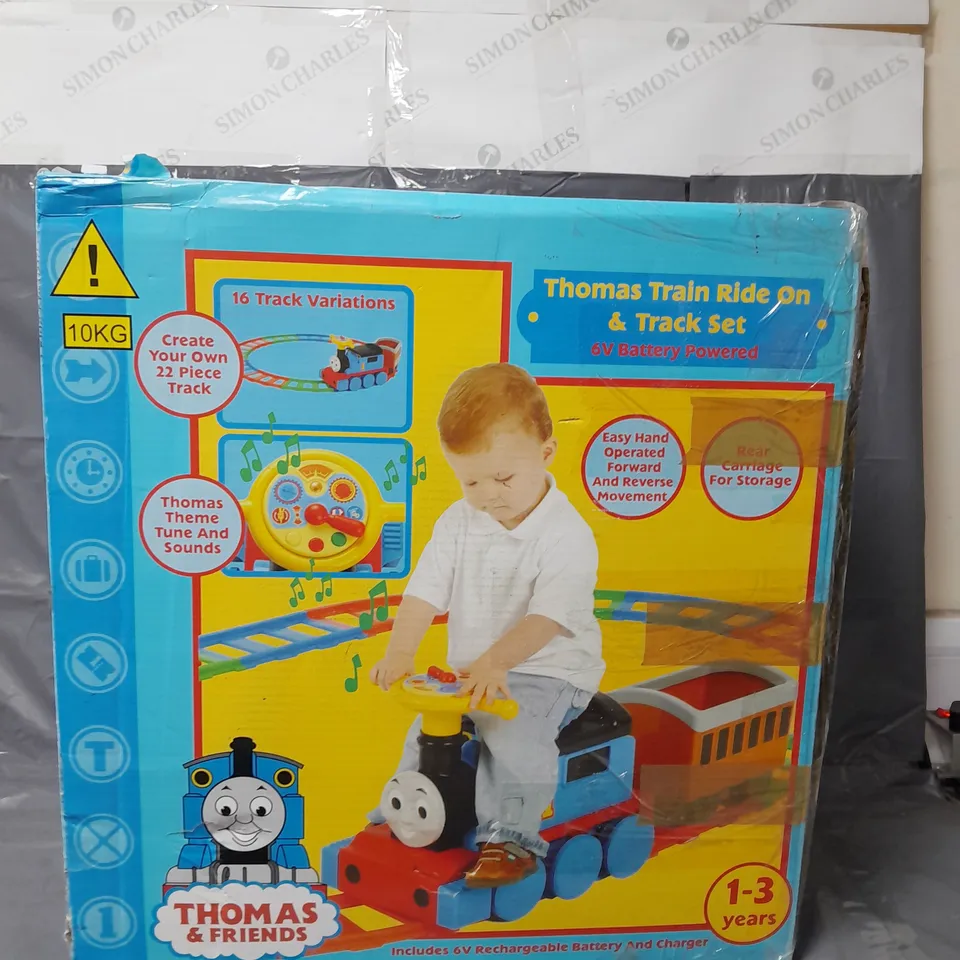 THOMAS & FRIENDS BATTERY OPERATED RIDE ON TRAIN AND TRACK SET - COLLECTION ONLY