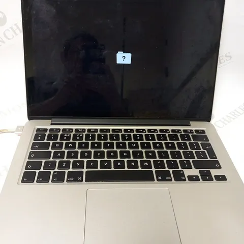 APPLE MACBOOK PRO (A1502 EARLY 2015)