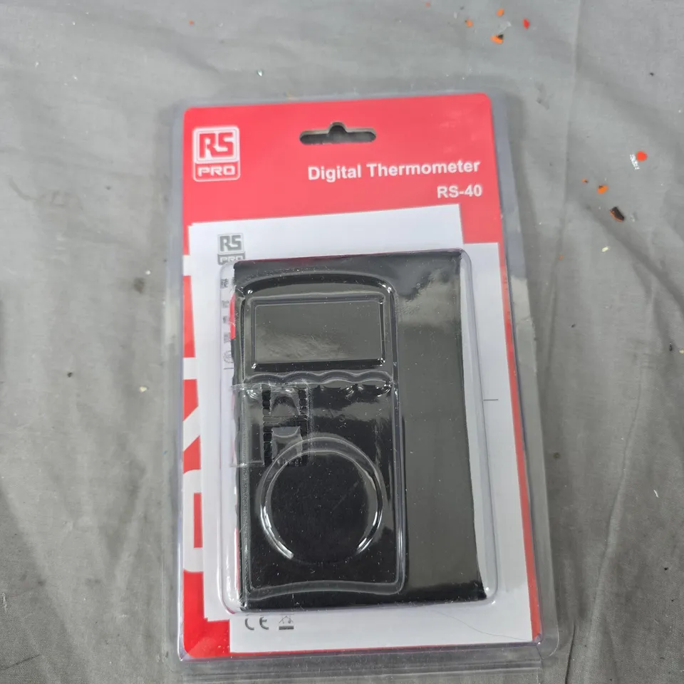 RS PRO DIGITAL THERMOMETER RS-40 – IN PACKAGING
