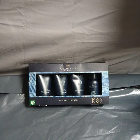CHAMPNEYS MINI TRAVEL HEROES GIFT SET – 4 TRAVEL-SIZE BOTTLES (BOXED)