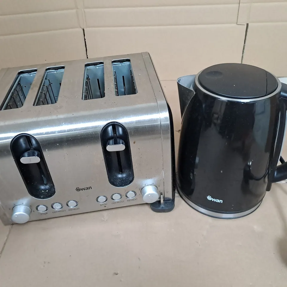 BOXED SWAN KETTLE & TOASTER 4-SLICE TWIN PACK RRP £49