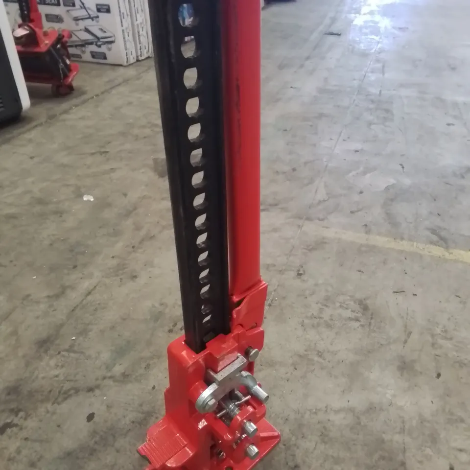 CLARKE STRONG ARM CFJ48B 48" FARM JACK