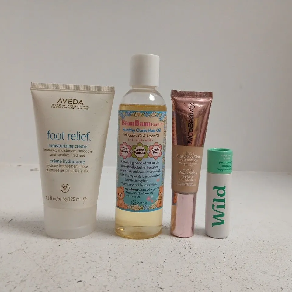 APPROXIMATELY 15 ASSORTED COSMETIC ITEMS INCLUDING VARIOUS MAKES AND BRANDS - COLLECTION ONLY