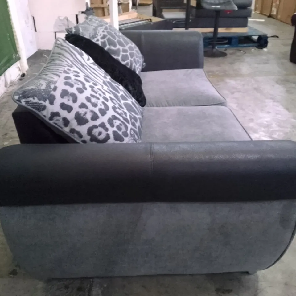 QUALITY DESIGNER 2 SEATER SOFA - GREY/BLACK FABRIC 