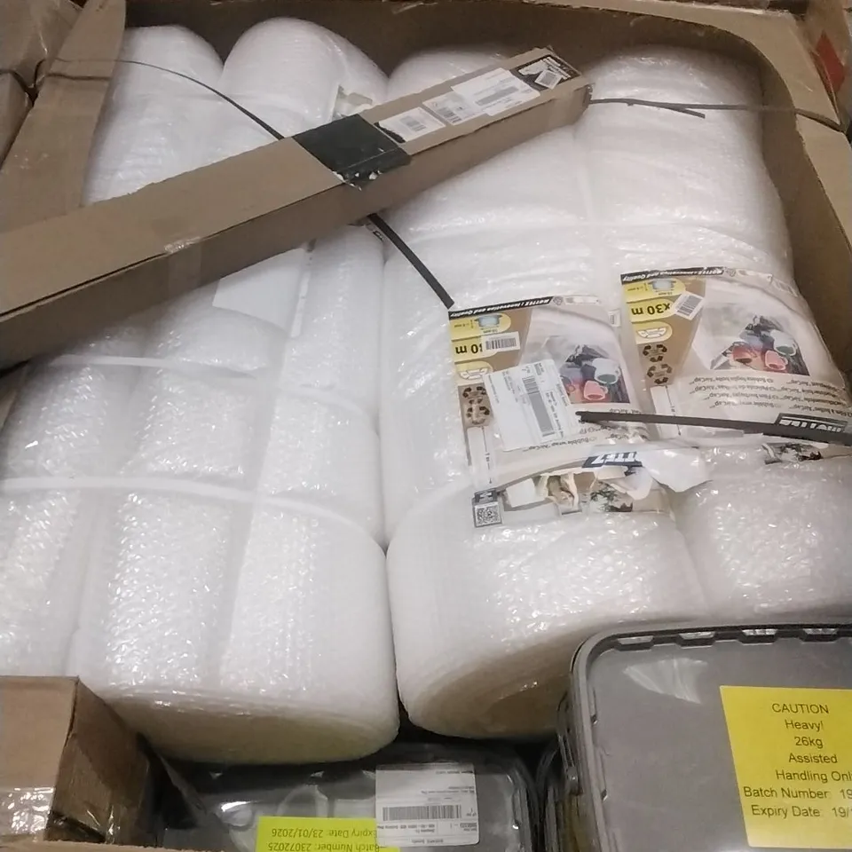 PALLET OF ASSORTED DIY, HOME IMPROVEMENT AND BUILDING PRODUCTS TO INCLUDE; DOOR CANOPY, BUBBLE WRAP, PERMANENT POTHOLE REPAIR ETC