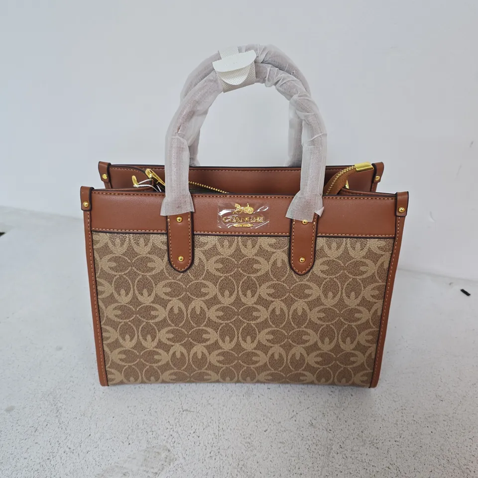 BOXED GUANCH NEW YORK HANDBAG IN BROWN