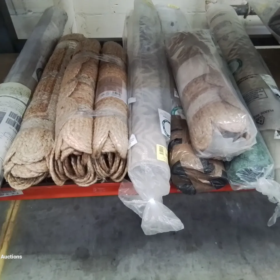 APPROX 10X QUALITY DESIGNER SMALL AREA RUGS SIZES,COLOUR,AND DESIGN VARY 