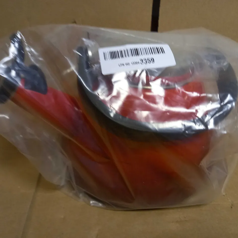 LE CREUSET KETTLE RED